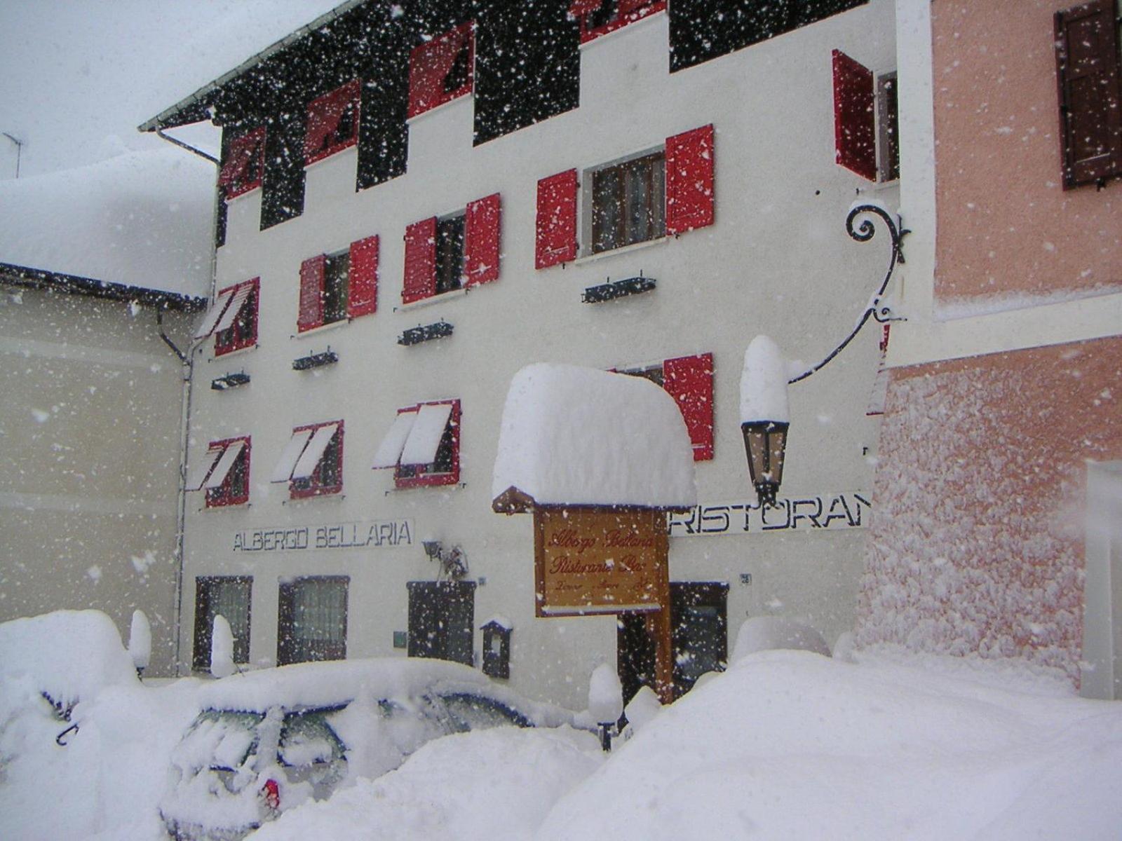 Albergo Bellaria Лавароне Экстерьер фото