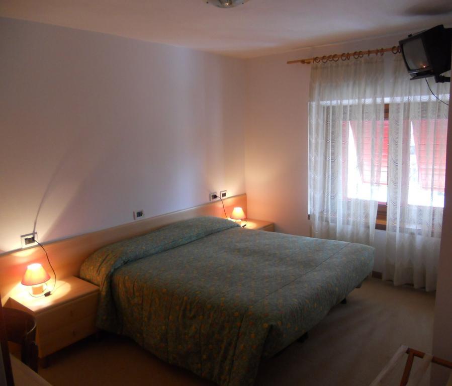 Albergo Bellaria Лавароне Экстерьер фото